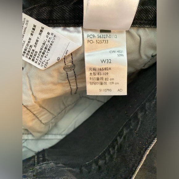 Levi’s high-waisted 501 denim shorts size 32 black - Picture 6 of 9